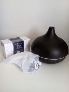 What comes in the box: VicTsing Air Humidifier
